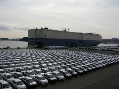 Χιλιάδες αυτοκίνητα Μitsubishi χάθηκαν στη θάλασσα!